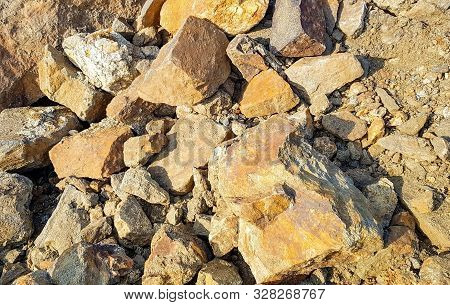 Production Of Graphite. Industrial Background. Structure Of The Mineral.