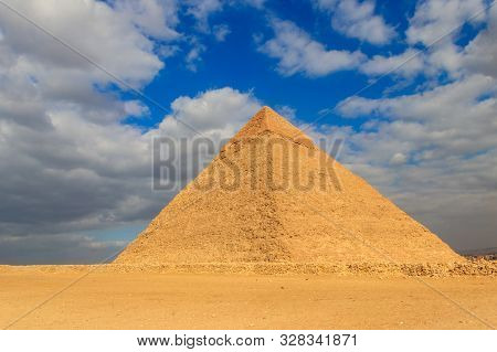 Pyramid Of Khafre Or Of Chephren Is The Second-tallest And Second-largest Of The Ancient Egyptian Py