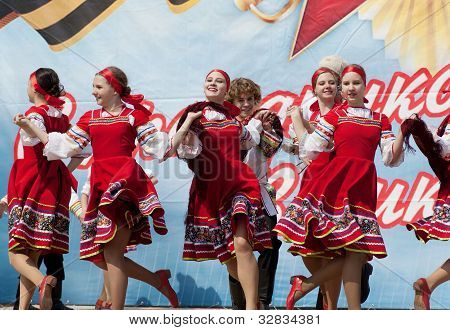 Ensemble af National Dance Rodnichok