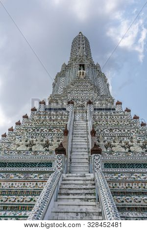 Bangkok City, Thailand - March 17, 2019: Stairs To The Top Of Main Spire Or Prang Of Temple Of Dawn 