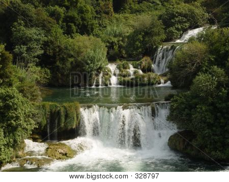 Green Waterfall (1)