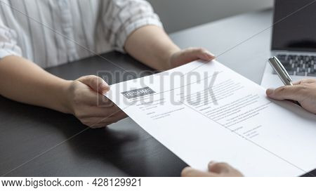 Job Application, Job Applicant Submits An Application To The Employer, Submit Documents, Applicant I