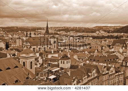 Tetti della vecchia Praga (seppia)