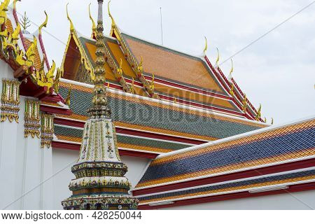 Wat Pho, Temple Of The Reclining Buddha, Its Official Name Is Wat Phra Chetuphon Wimon Mangkhalaram 