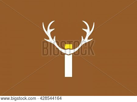 White Color Of I Initial Letter With Derr Horn
