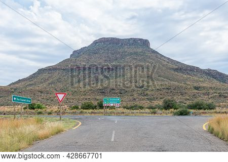 T-junction Between Road R56 And The Road To The Outlet Of The Orange-fish River Tunnel At Teebus. Di