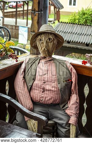 Criseni, Harghita, Romania-june 20: The Straw Man - Decoration In The Courtyard Of The Straw Hat Mus