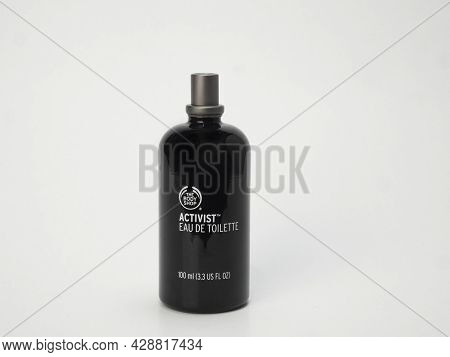 Jakarta, Indonesia-august 2, 2021: The Body Shop Parfume - Activist Eau De Toilette 100ml - Special 