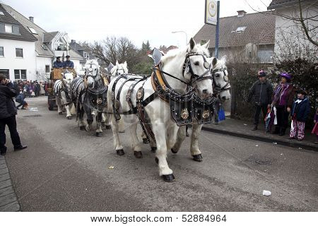 The Carnival  Parade  Moves Through The City