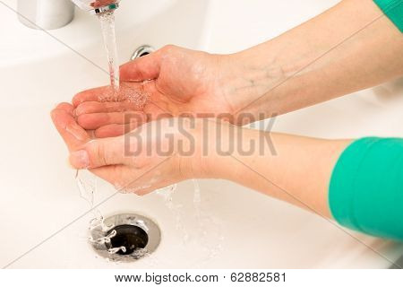 Hands Washing