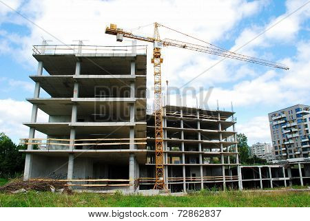 Building New Vilnius City House In Fabijoniskes District