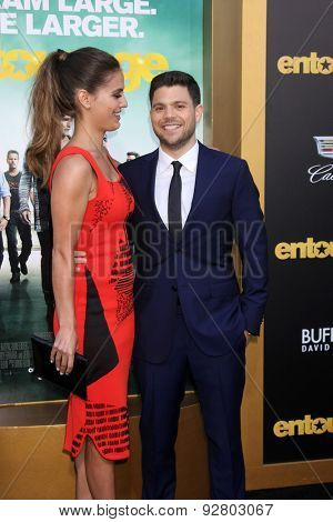LOS ANGELES - MAY 27:  Breanne Racano, Jerry Ferrara at the 