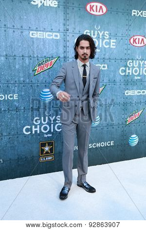 LOS ANGELES - JUN 6:  Avan Jogia at the Guys Choice Awards 2015 at the Culver City on June 6, 2015 in Sony Studios, CA