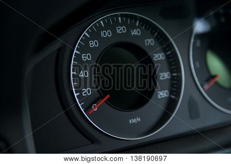 Closeup photography of car classic analogue speedometer