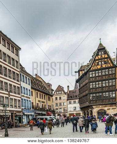 People Visit Maison Kammerzell