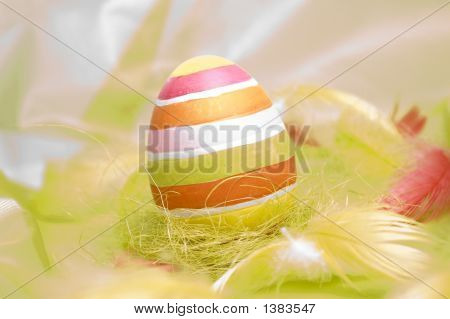 Ovos de Páscoa feliz feriado