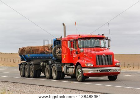 International 9200