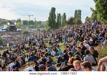 Many People In Crowded Park (mauerpark) At  Fete De La Musique