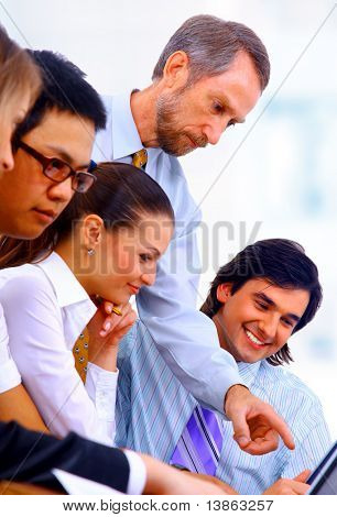  Businessteam en oficina