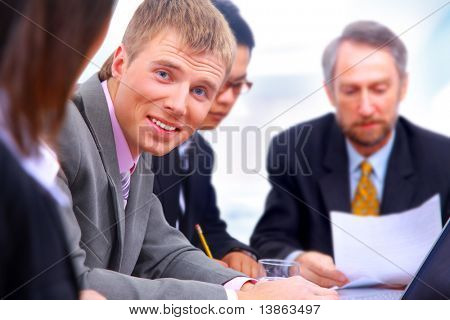 Businessteam en oficina