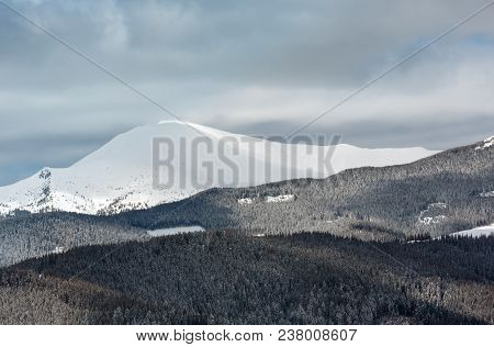 Picturesque Winter Mountain View From Skupova Mountain Slope. Ukraine, View To Chornohora Ridge And 