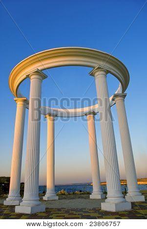 Arco com colunas