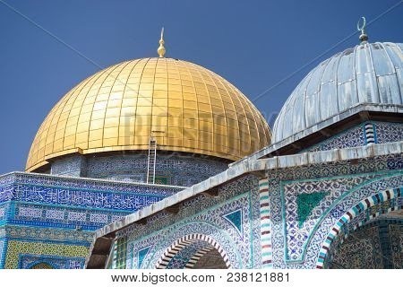 Dome Of The Rock: Jerusalem, Israel- March 20, 2018 Ancient Historical Places Of Israel