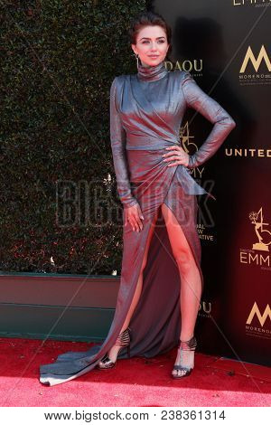 LOS ANGELES - APR 27:  Victoria Konefal at the 2018 Daytime Emmy Awards - Creative at Pasadena Civic Auditorium on April 27, 2018 in Pasadena, CA