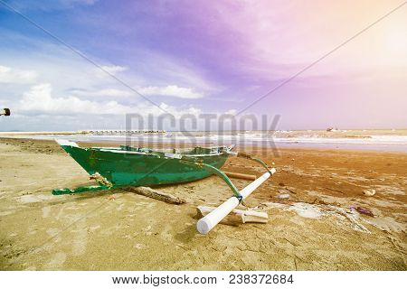 Traditional Fishing Boat, Wooden Boat, Wooden Canoe, Beach Landscape
