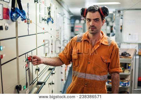 Marine Engineer Officer Starts Or Stops Main Engine Of Ship