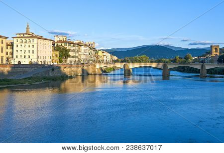 Italy,tuscany,florence, View Of The Lungarno Houses At Sunset