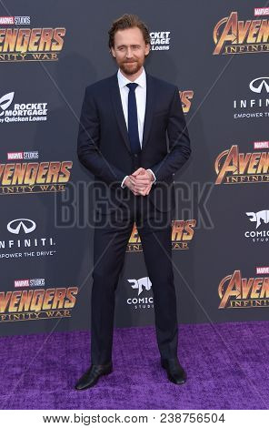 LOS ANGELES - APR 23:  Tom Hiddleston arrives to the Marvel Studios 'Avengers: Infinity War' World Premiere  on April 23, 2018 in Hollywood, CA                