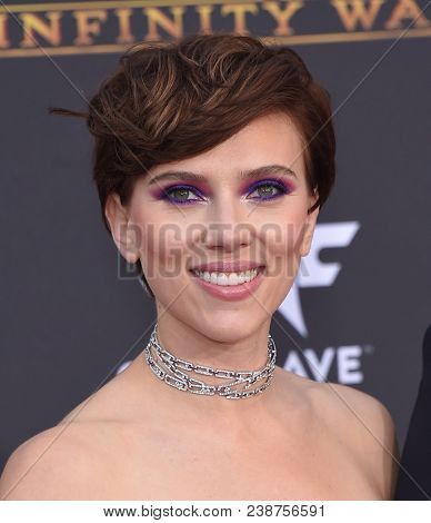 LOS ANGELES - APR 23:  Scarlett Johansson arrives to the Marvel Studios 'Avengers: Infinity War' World Premiere  on April 23, 2018 in Hollywood, CA                