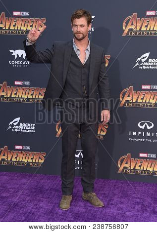 LOS ANGELES - APR 23:  Chris Hemsworth arrives to the Marvel Studios 'Avengers: Infinity War' World Premiere  on April 23, 2018 in Hollywood, CA                