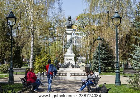 Drobeta Turnu-severin, Romania-april 04: Statue Of Decebalus, The Last King Of Dacia On April 04, 20
