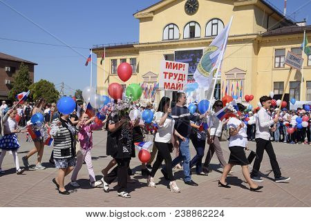 Slavyansk-on-kuban, Russia - May 1, 2018: Celebrating The First Of May, The Day Of Spring And Work. 