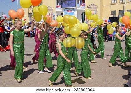 Slavyansk-on-kuban, Russia - May 1, 2018: Celebrating The First Of May, The Day Of Spring And Work. 
