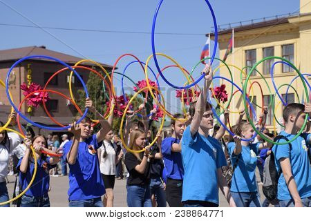 Slavyansk-on-kuban, Russia - May 1, 2018: Celebrating The First Of May, The Day Of Spring And Work. 