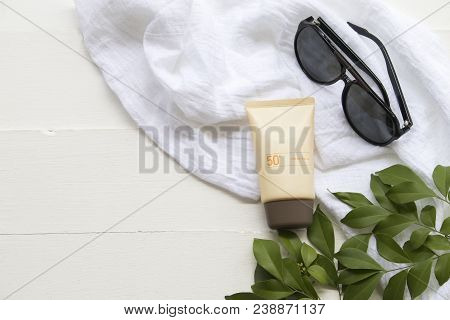 Natural Cosmetic For Skin Face Sunscreen Spf50 And Accessories Of Lifestyle Woman Relax Summer On Ba