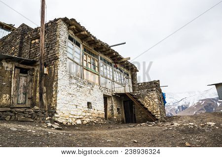 Azerbaijan, Khinalig Mountain Settlement View, Houses Of Local Residents. Located High Up In The Mou