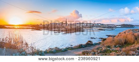 Panoramic View Of Walled City Saint-malo With St Vincent Cathedral At Sunrise. Saint-maol Is Famous 
