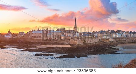 Panoramic View Of Walled City Saint-malo With St Vincent Cathedral At Sunrise. Saint-maol Is Famous 