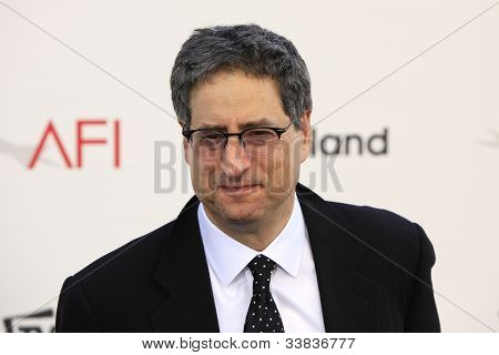 CULVER CITY - JUN 7: Tom Rothman na 40 AFI Life Achievement Award ctít Shirley MacLaine on