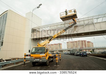 Tyumen, Russia -august 13, 2019: Construction Of A Highway Junction On Fedyuninsky Street. Builder O