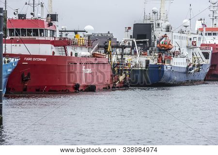 New Bedford, Massachusetts, Usa - December 10, 2019:  Survey Vessels Closely Packed Along Marine Com