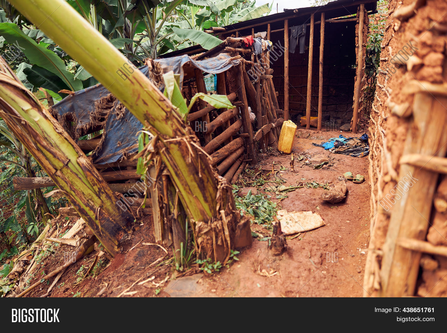 Poor African House Image & Photo (Free Trial) | Bigstock