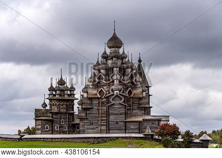 Picturesque Autumn View Of Wooden Churches On Island Of Kizhi, Karelia. Kizhi Pogost With The Church