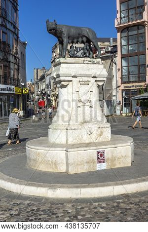 Bucharest, Romania - August 16, 2021: Lupa Capitolina At Downtown (old Town) Of City Of Bucharest, R