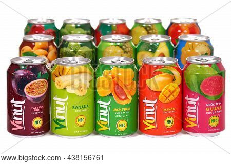 Novyy Urengoy, Russia - July 4, 2021: Bunch Of The Vinut Juice Drink Aluminium Cans Isolated Over Wh