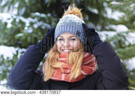 Portrait Beautiful Happy Girl Whitework Smile Teeth, Blue Eyes On Spruce Background In Frosty Day. A